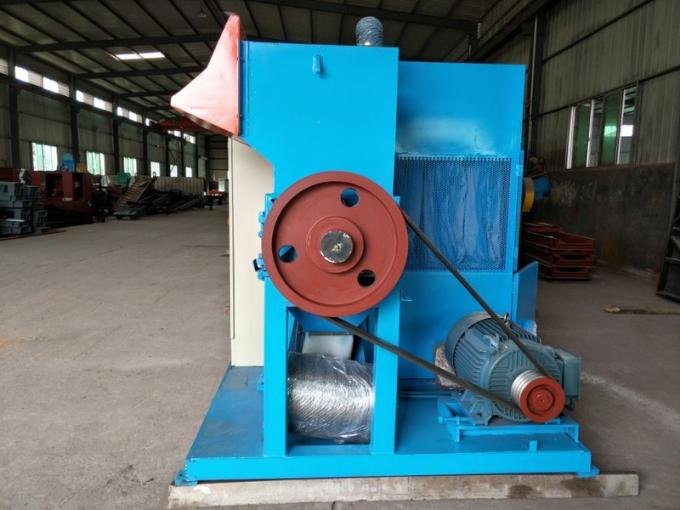 Câble cuivre des déchets 500KG/H réutilisant la machine de granulatoire de câble de chute d'équipement